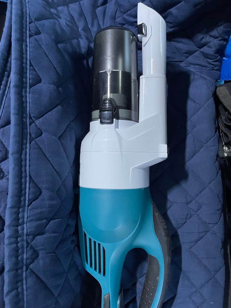 マキタ掃除機　CL181FD 18V