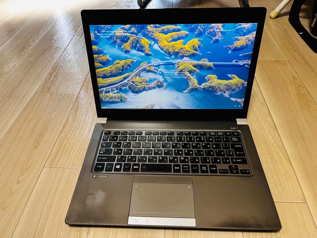Windowsノート本体 TOSHIBA Dynabook R63/B i7-6500U