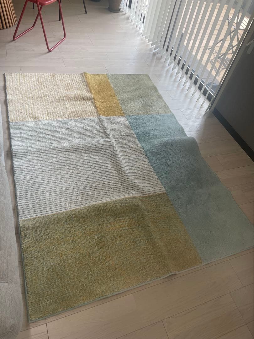 unico ラグ 約140cm x 200cm