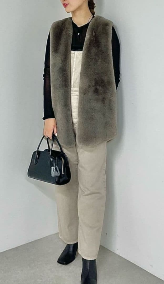 【THE PAUSE】ファーVネックジレ