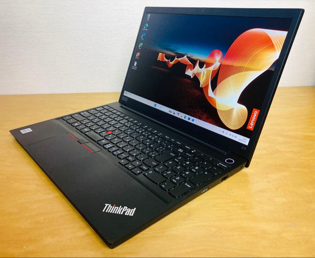 Thinkpad E15/メモリ16GB/CPUi7/office2024