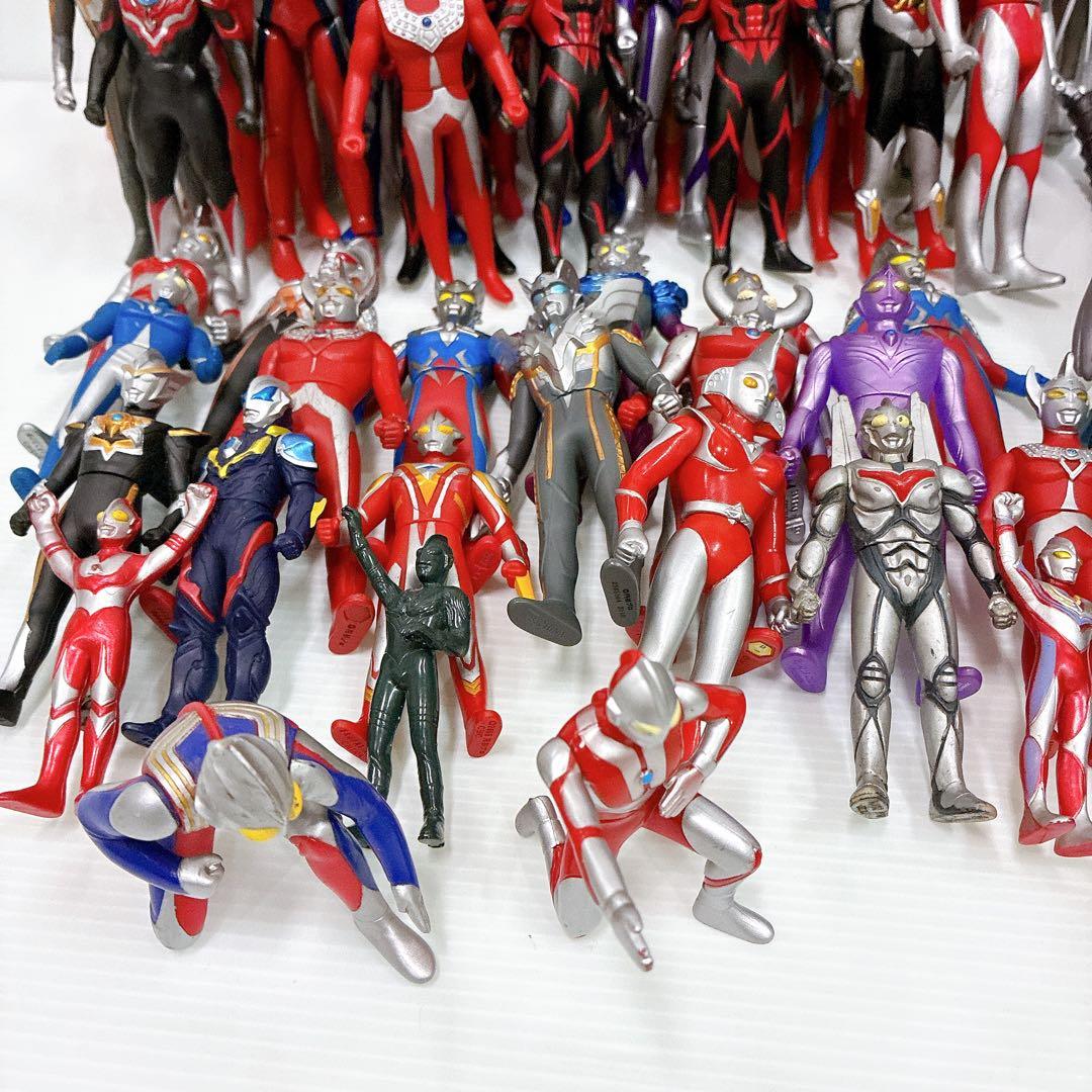 Anybuy公式アカウント1号機様 ウルトラマン ソフビ 89体 怪獣あり
