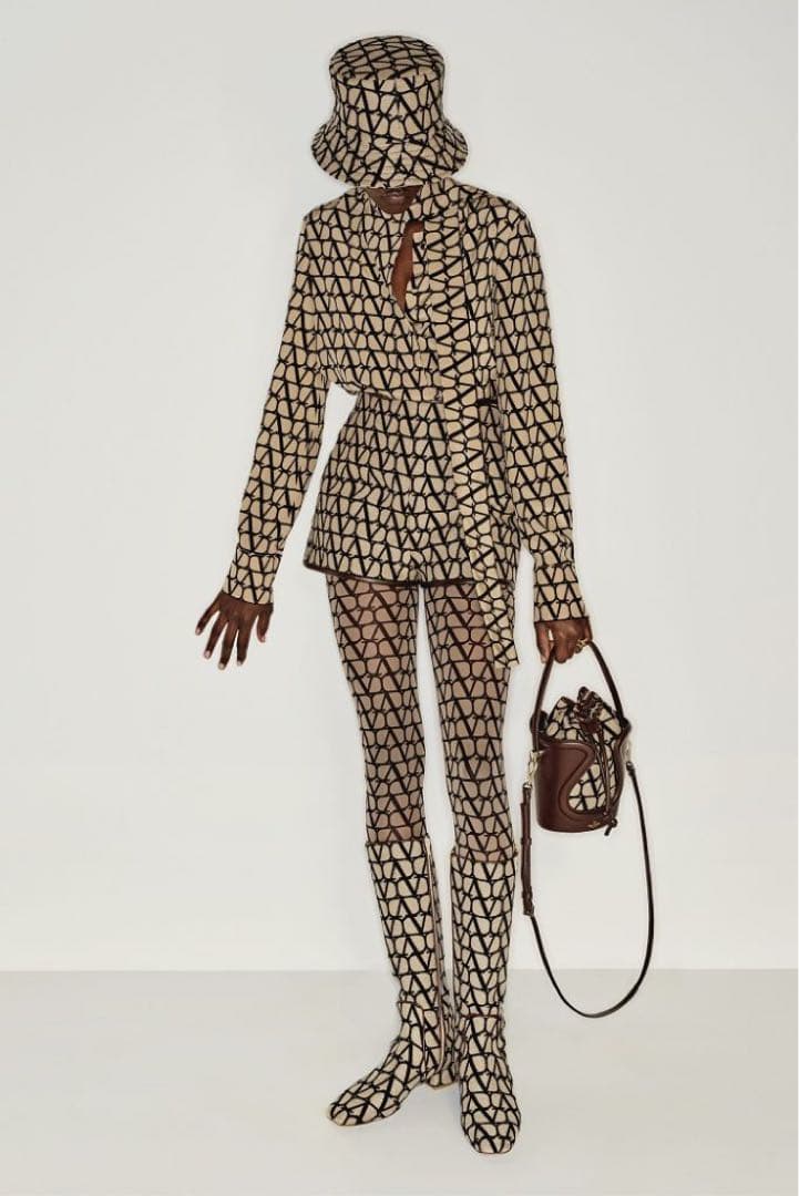 VALENTINO アイコンショートパンツ 36