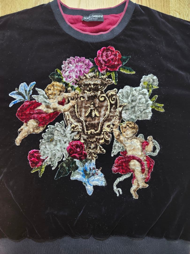 最終値下げ。DOLCE & GABBANA エンブロイダリ－スウェットトレーナー