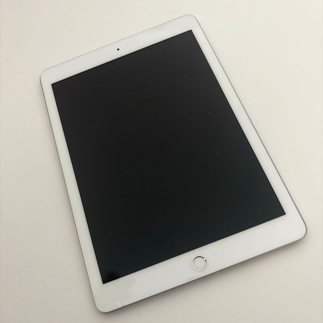 【中古・美品/除菌済】iPad2018 Wi-Fi 128GB シルバー