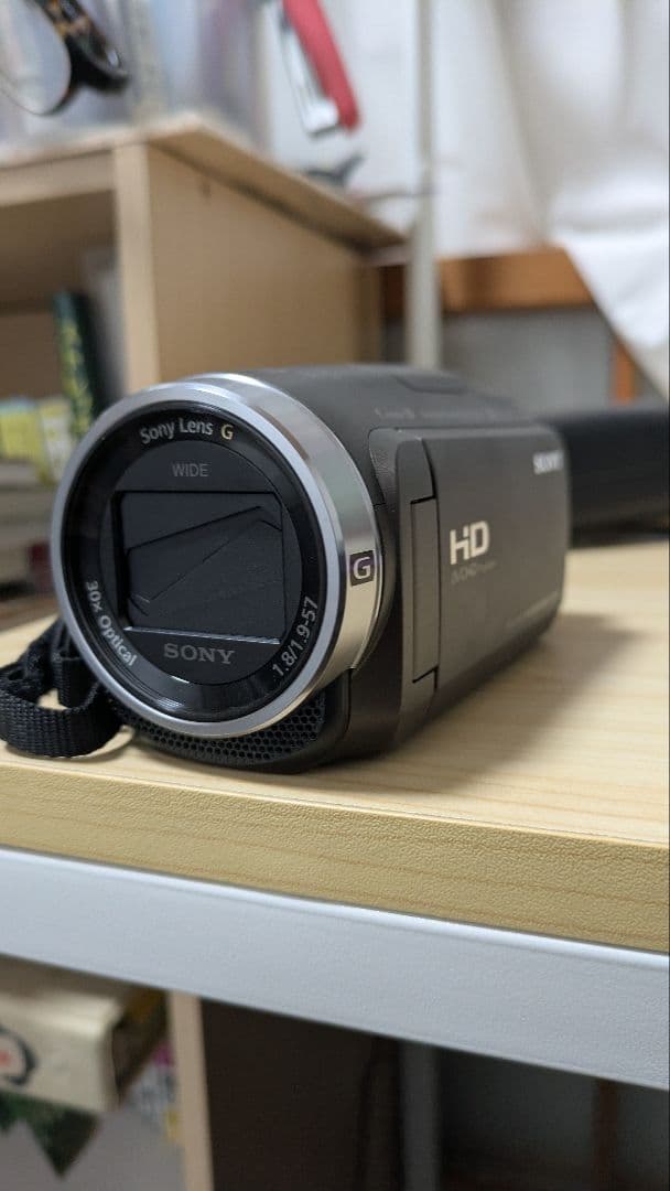 HDR-CX680　SONY HDYCAM グレー　三脚、バック付き　ほぼ新品