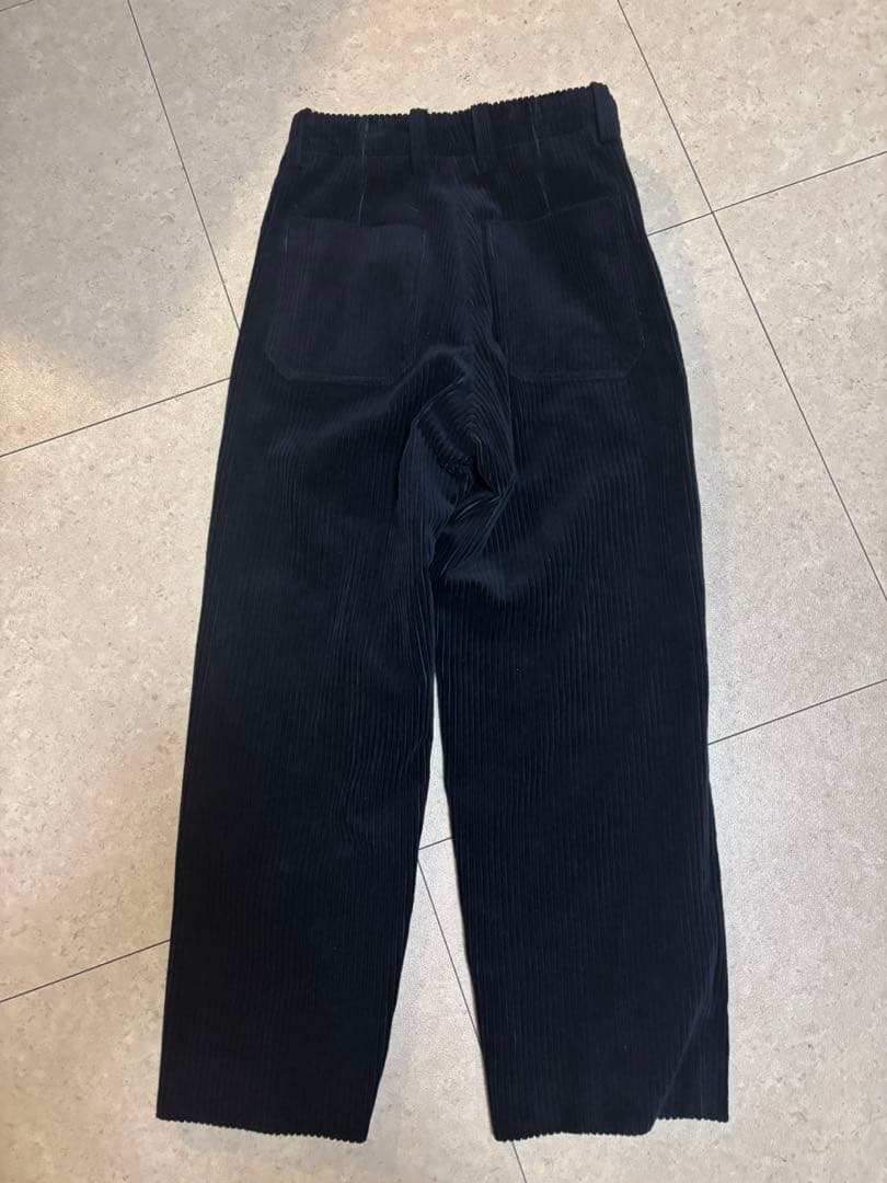 美品　BLAMINK コーデュロイパンツネイビー