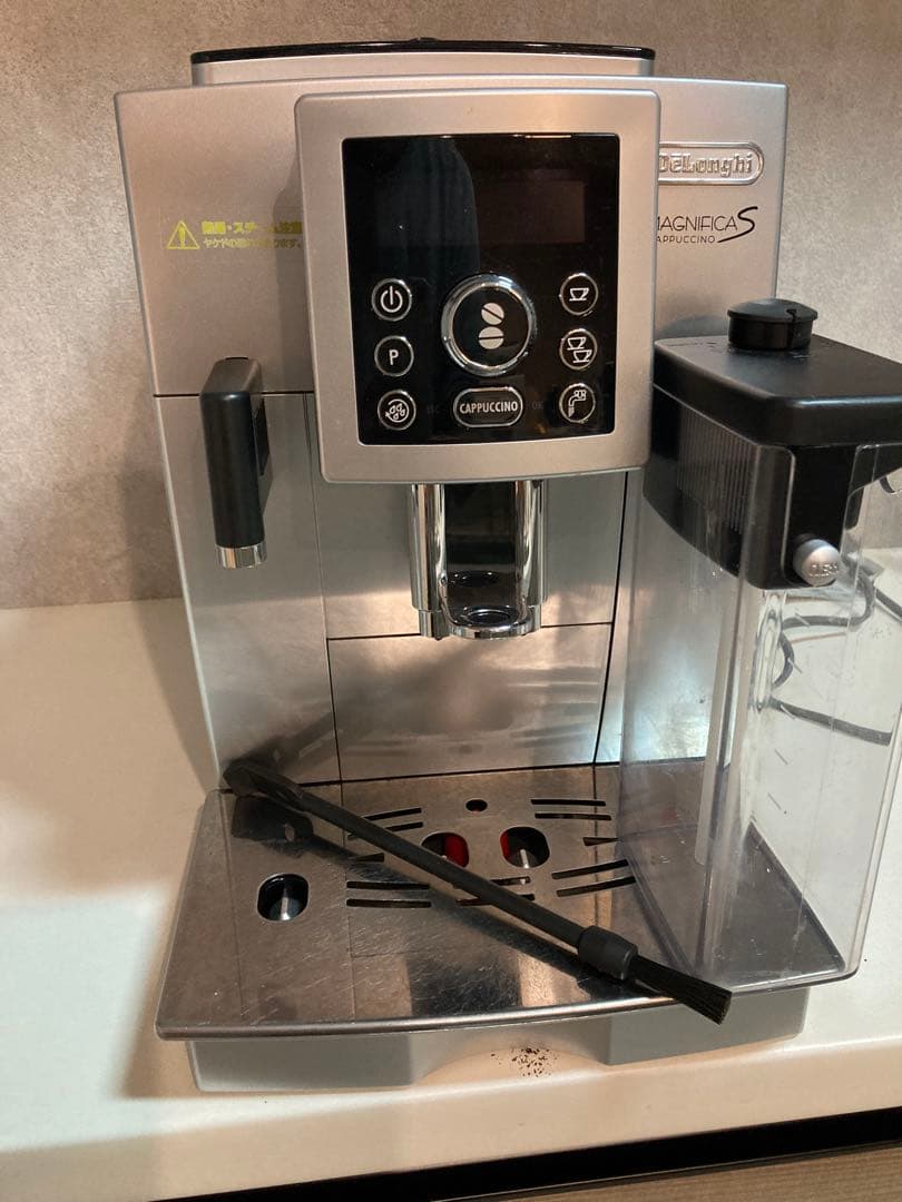 k*a様 デロンギ　マグニフィカSカプチーノ　全自動エスプレッソマシン　ECAM