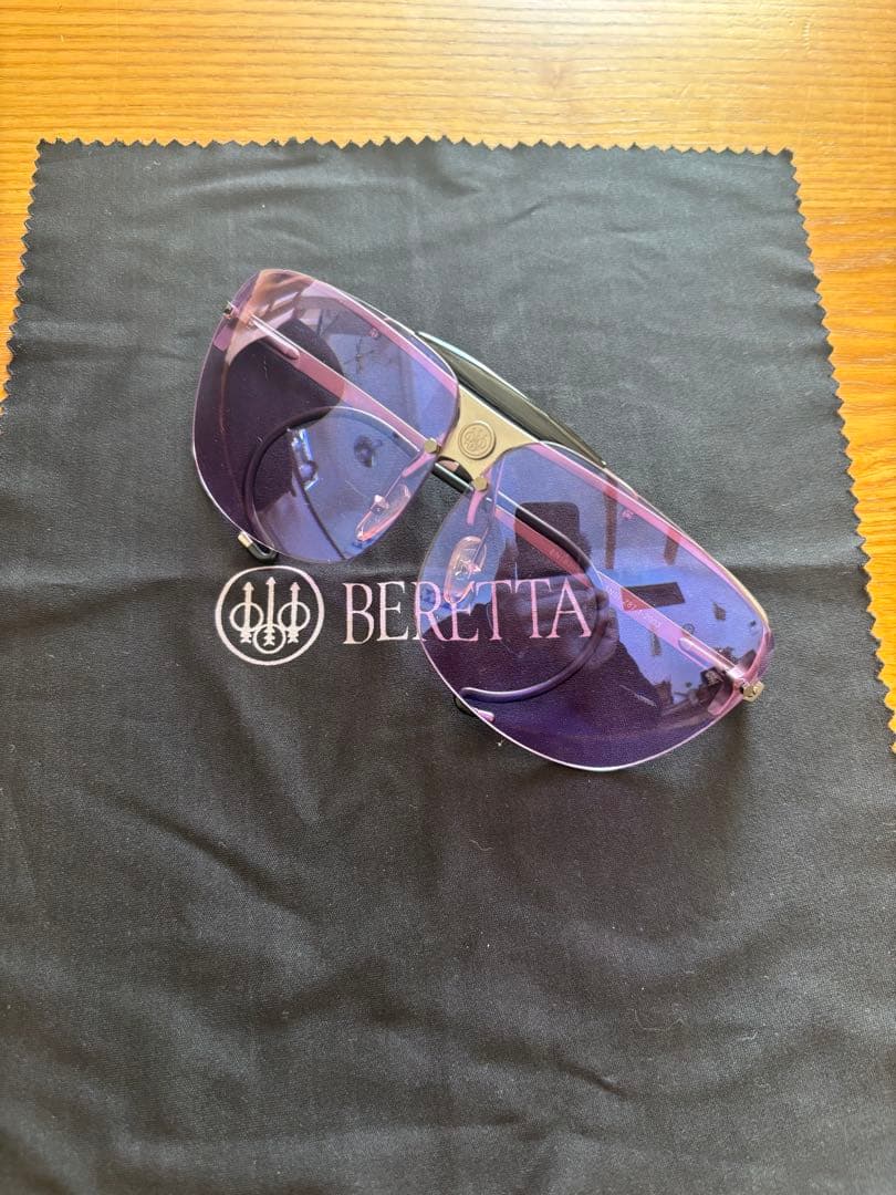 ゆーじぃー　射撃シューティングBERETTA サングラス 交換レンズ付き