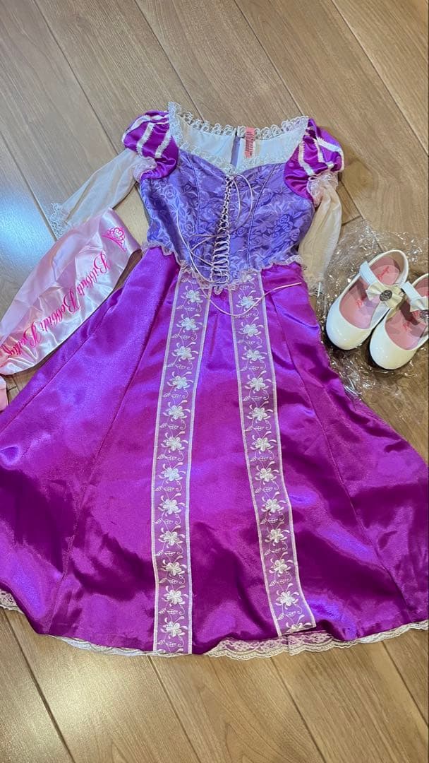 ビビディバビディブティック　ラプンツェル　ドレス