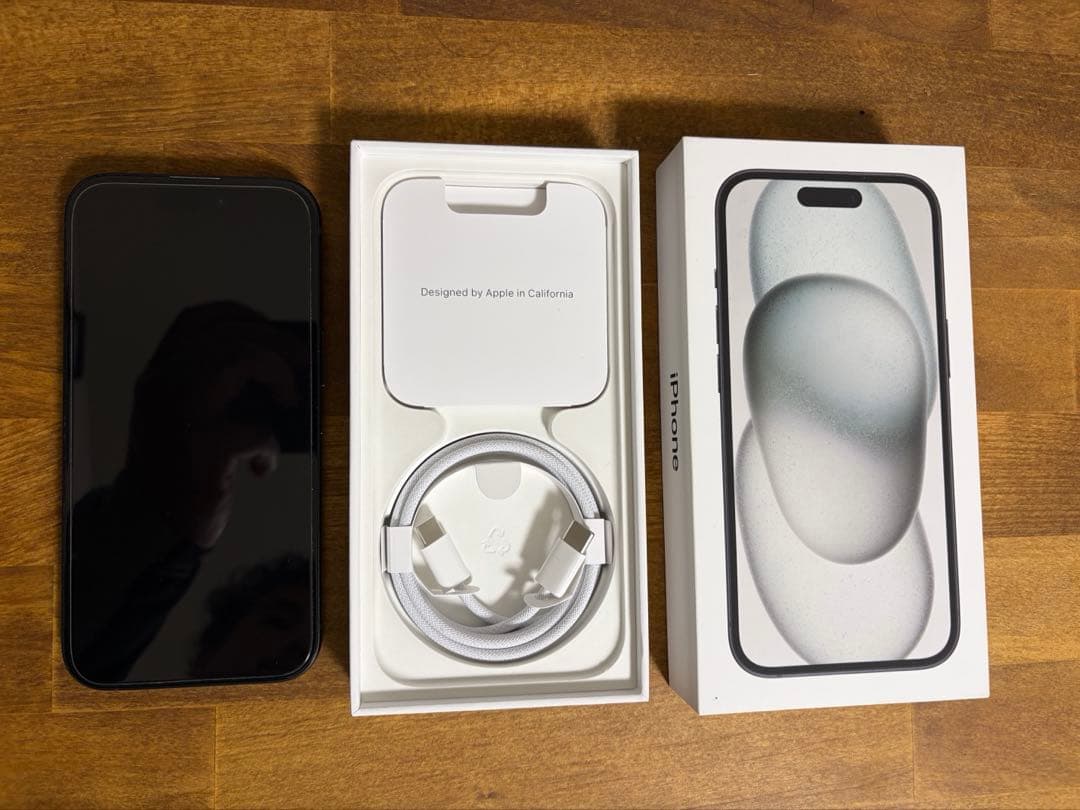 iPhone15 128GB SIMフリー ガラスフィルム付き　バッテリー88%
