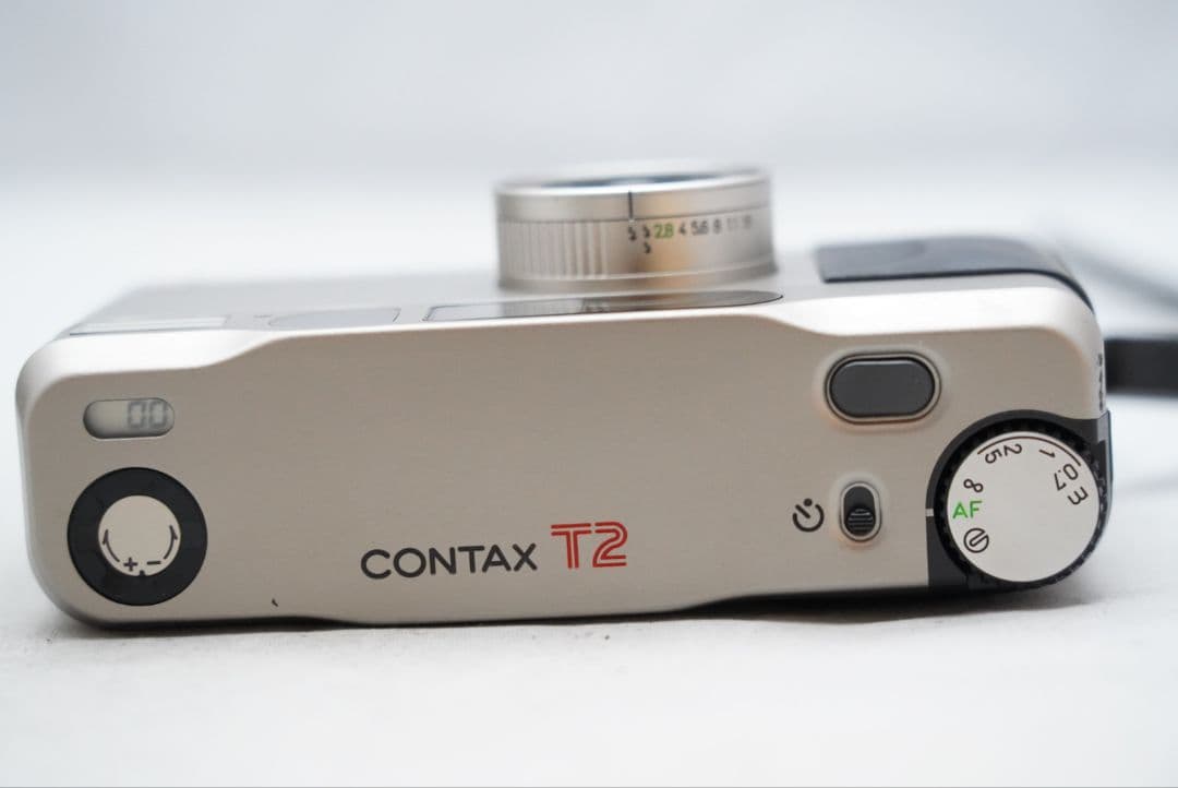 ☆大人気カメラ☆ コンタックス T2 ゾナー 38㎜ F=1:2.8 クローム