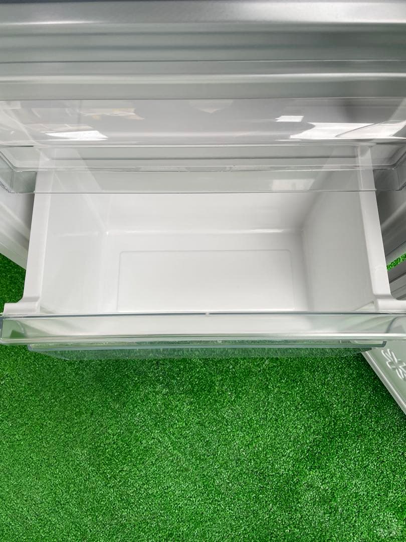 580極美品✨ ハイアール 148L おしゃれホワイト 2ドア冷蔵庫 右開き