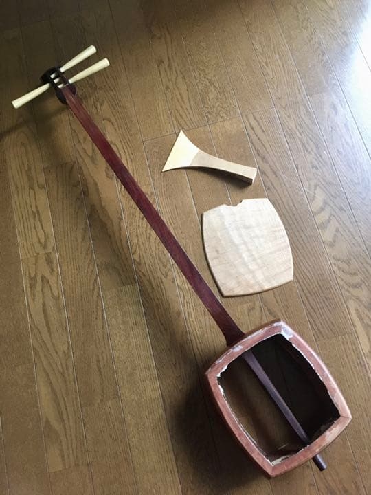 昭和８年製造の三味線 バチとケース付き