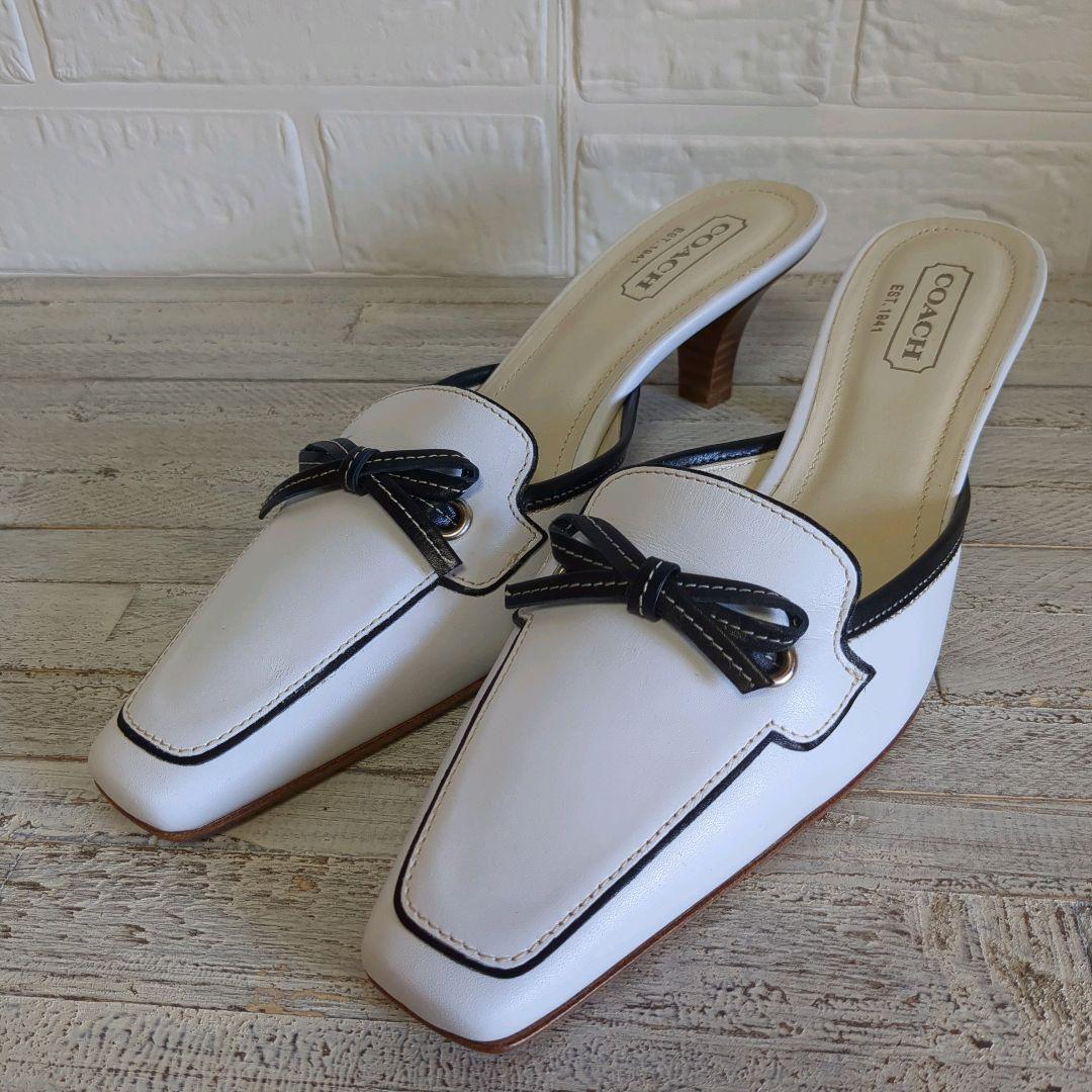 【未使用級】COACH コーチ リボン付き ミュール ホワイト 8B 25cm