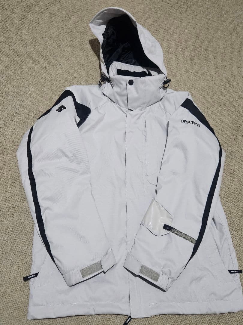 DESCENTE スキーウェア ホワイト/ブラック