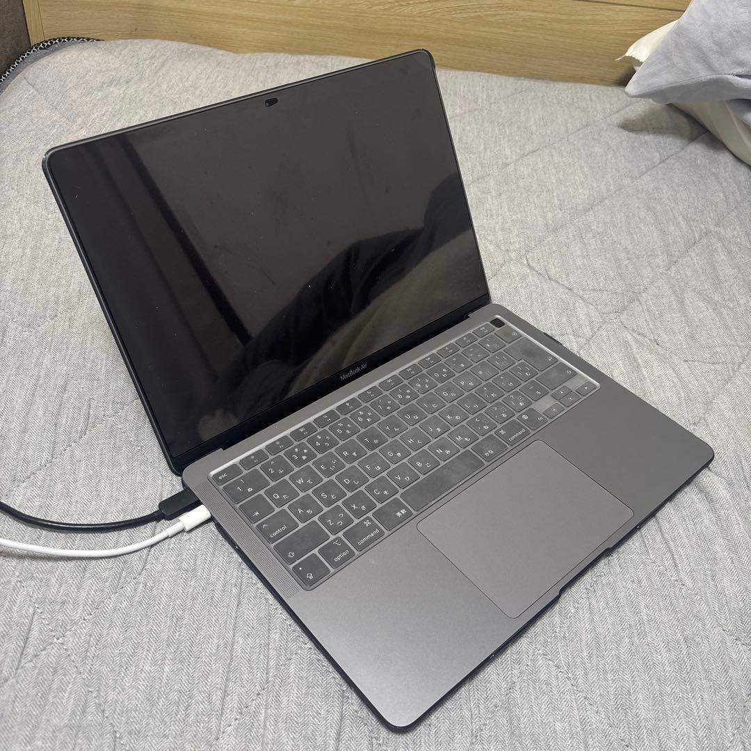 ほぼ未使用品　大特価 Apple MacBook Air13 スペースグレー
