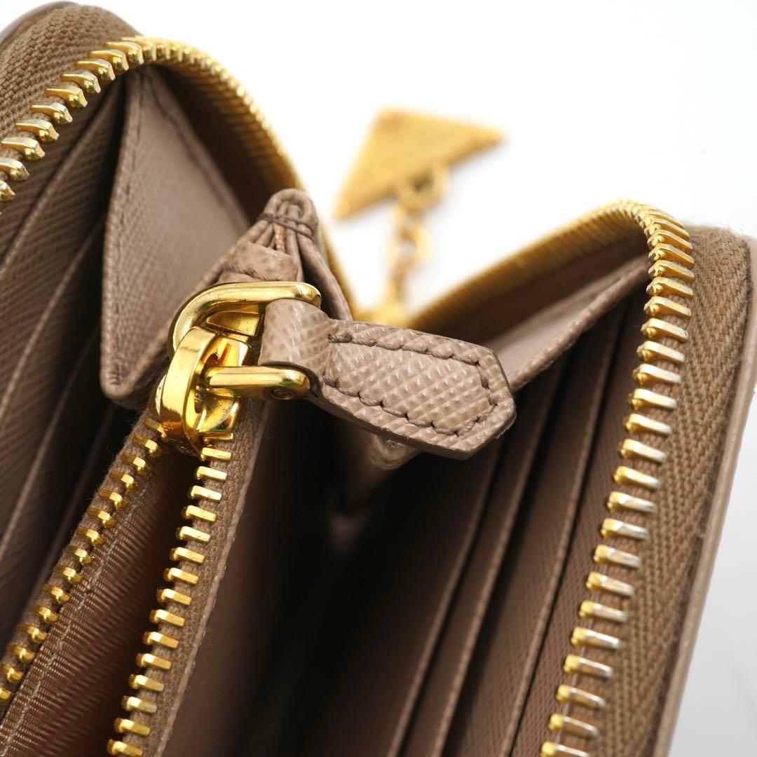✨専用✨　PRADA 長財布　サフィアーノレザー　三角プレート