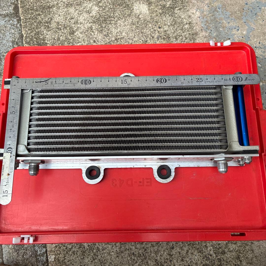 車種不明　オイルクーラー　13段 アクティブ？