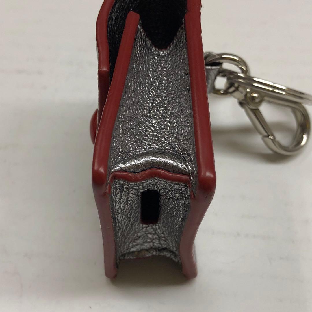 FA03-17 ミュウミュウ 新品同様 AirPodsケース ネックストラップ