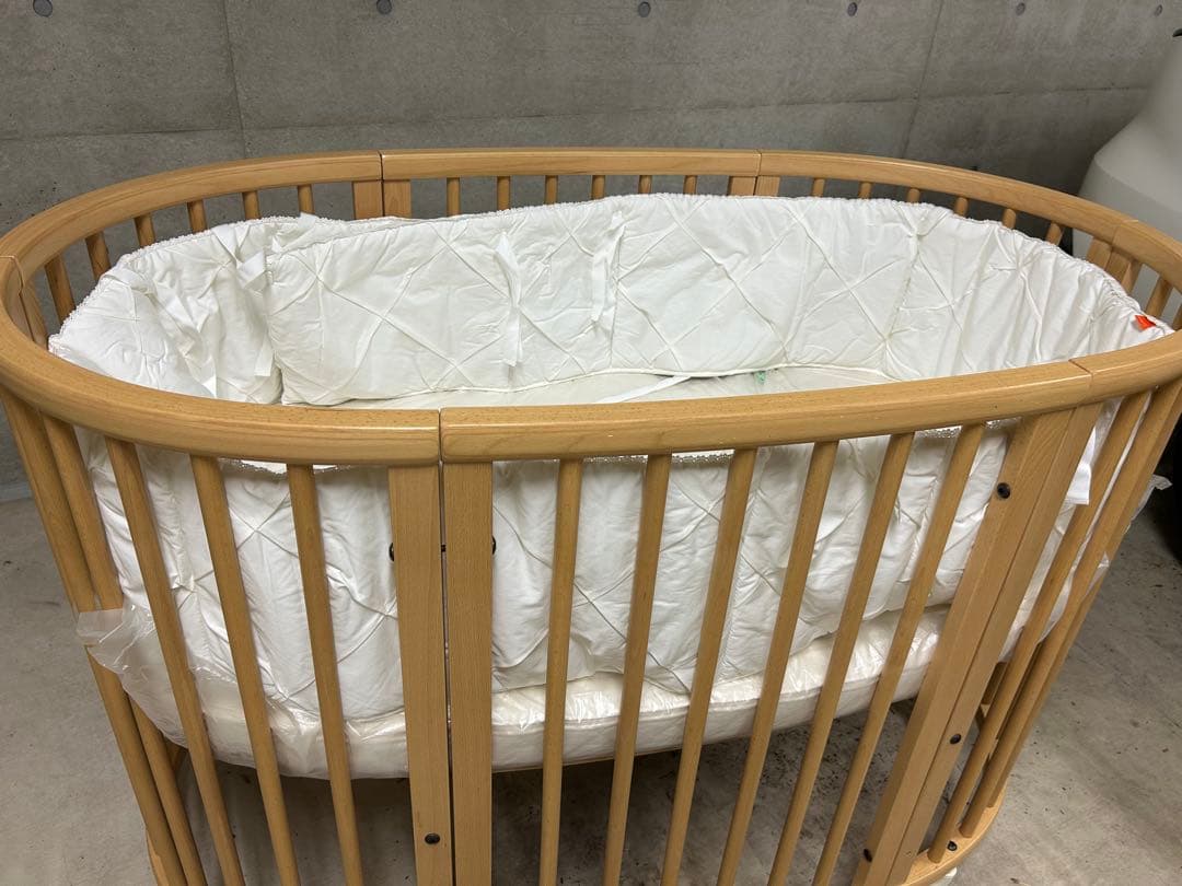 UMA様　引取り限定価格　ストッケ　ベビーベッド