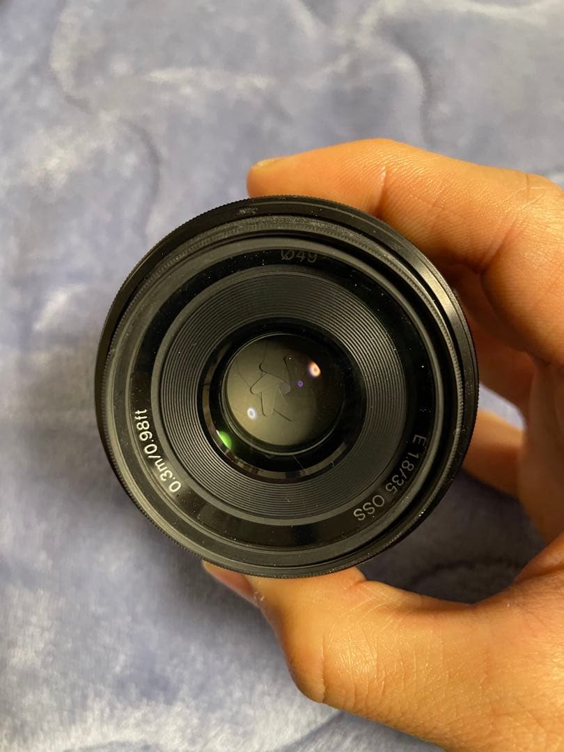 SONY E 35mm F1.8 OSS レンズ