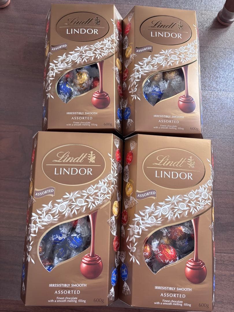 リンツ リンドール アソート チョコレート（4箱）