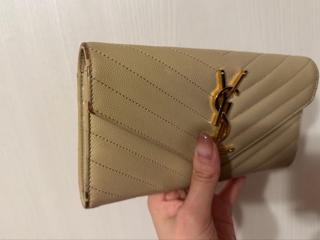 YSL ベージュ レザー 長財布