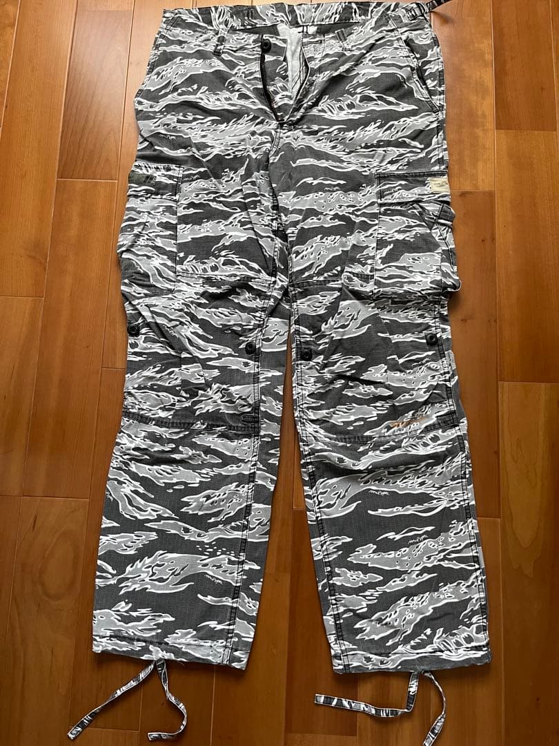 D*n様 wtapsカーゴパンツ グレータイガーカモ