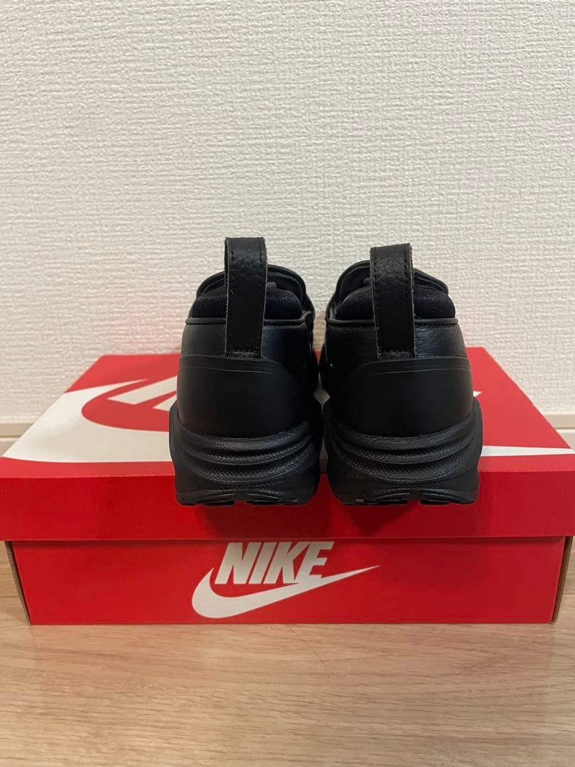 にゃめnikeフェノメナ24.5cm