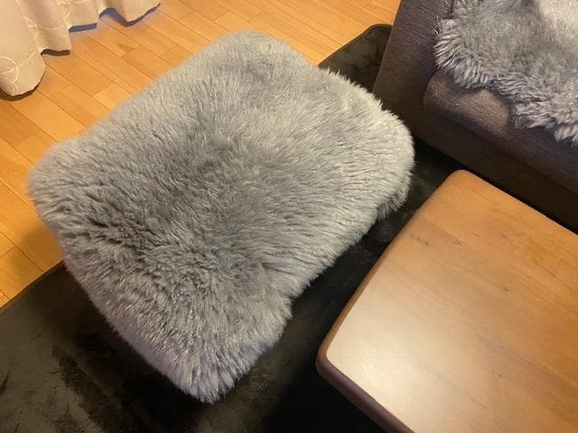 ムートン　3人掛けソファー用　一人掛け用付　ラグにも　お得な三枚セット