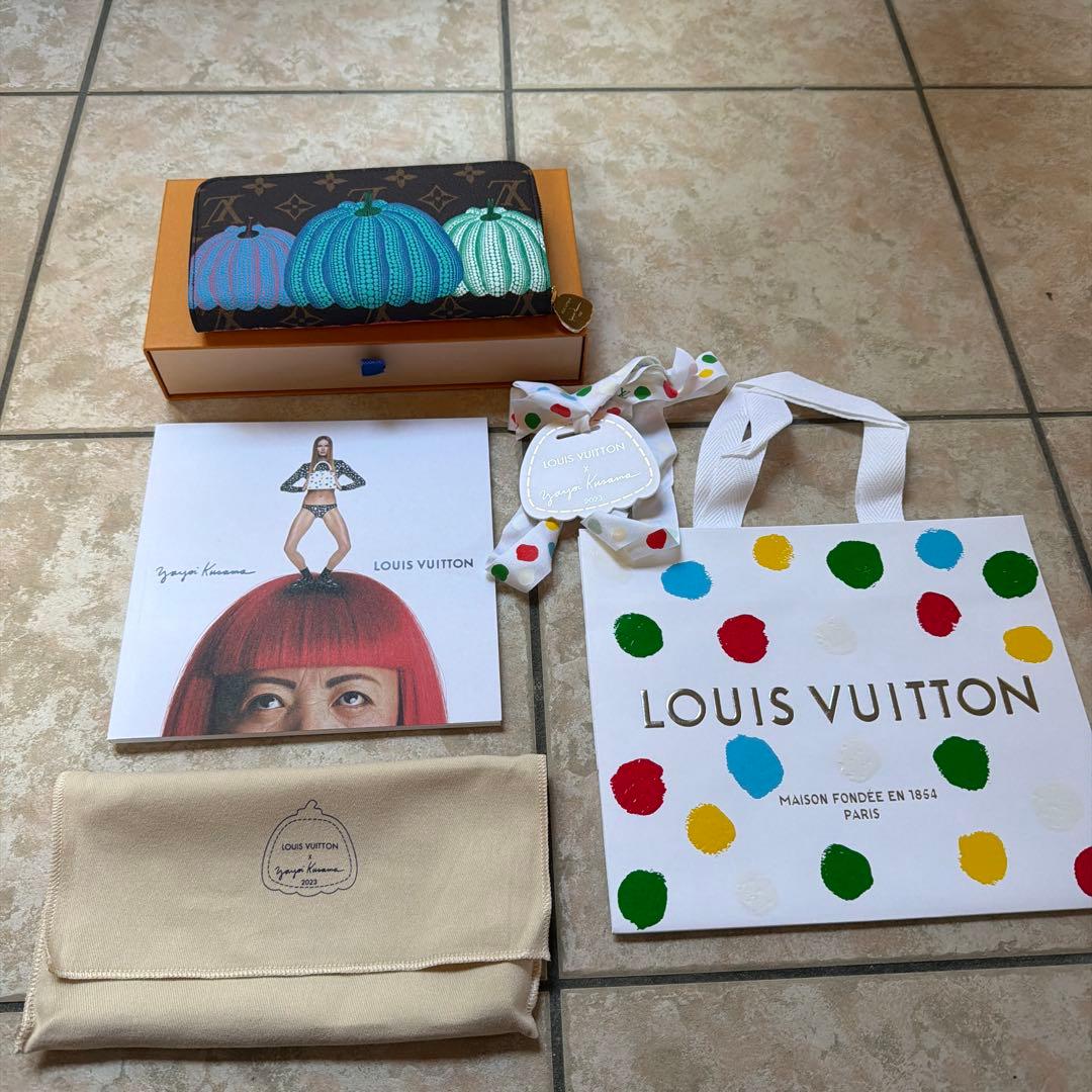 LOUIS VUITTON 草間弥生　パンプキンモチーフ 長財布