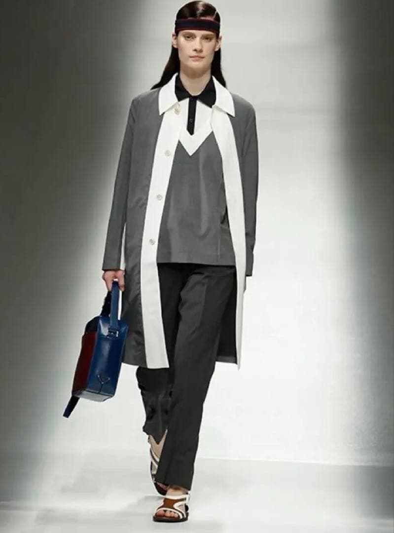 v　prada スラックス