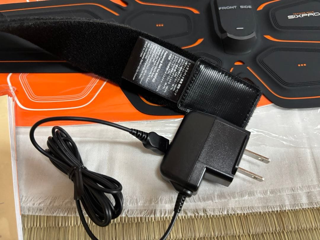 【未使用】SIXPADシックスパッド　アブズベルト一式