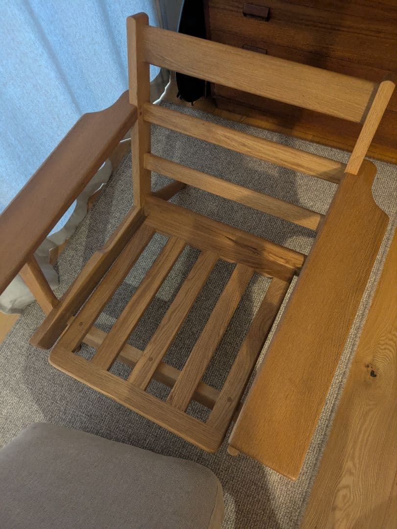 北欧風ラウンジチェア　無垢材オイル仕上げ