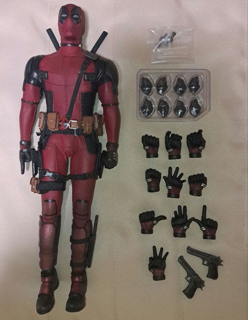 デッドプール　ホットトイズ