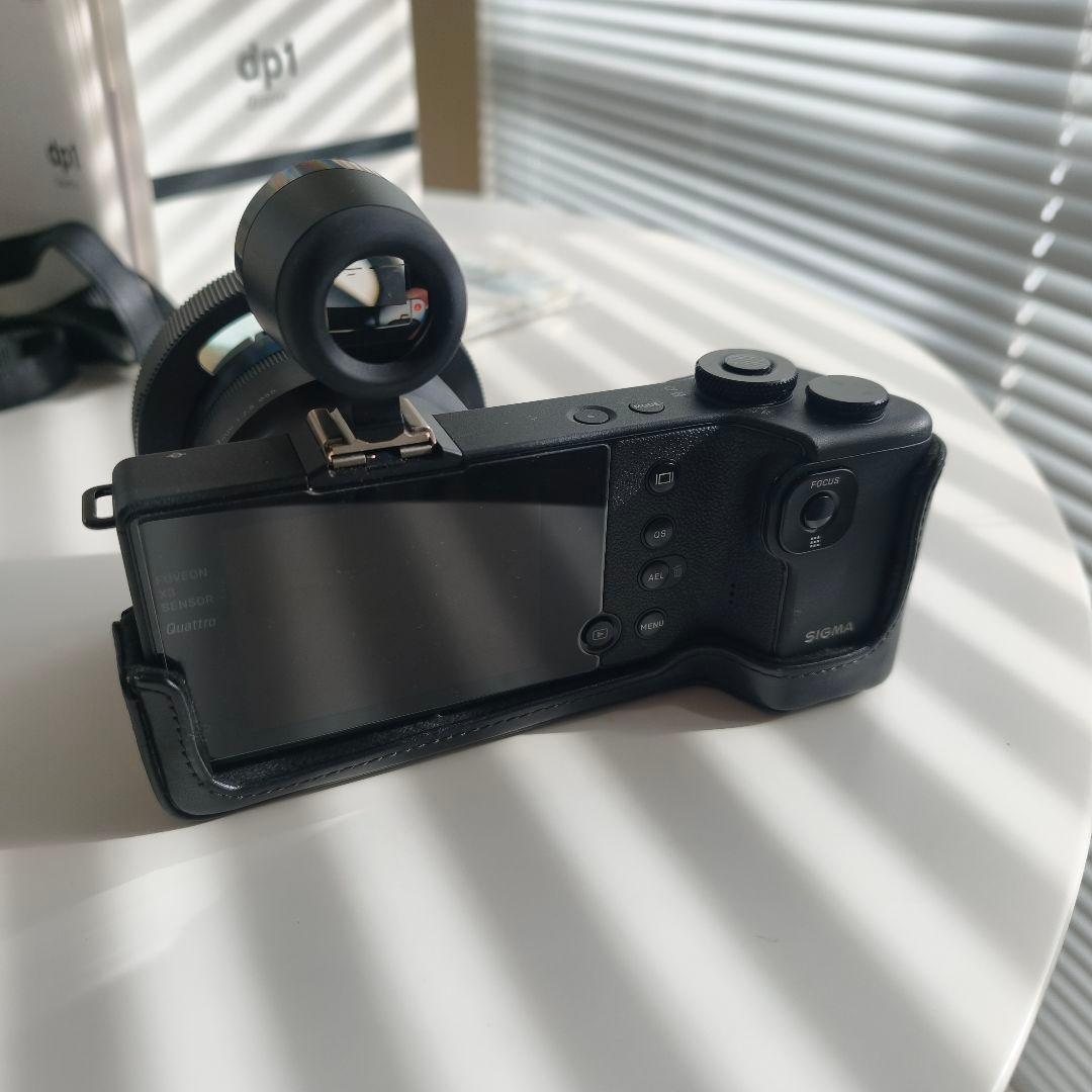 健*一様 【付属品多数】SIGMA dp1 Quattro ファインダー・レザー