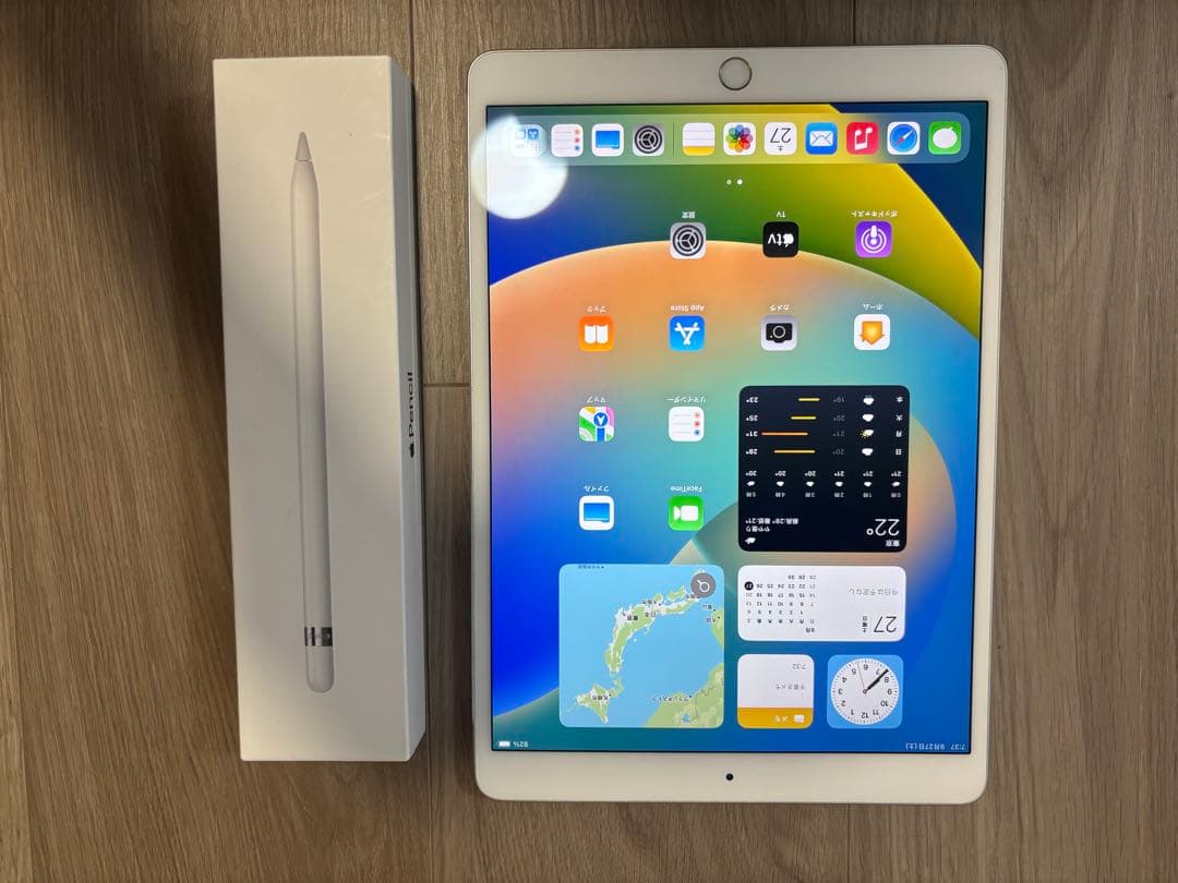 ホワイト iPad 本体 + Apple Pencil