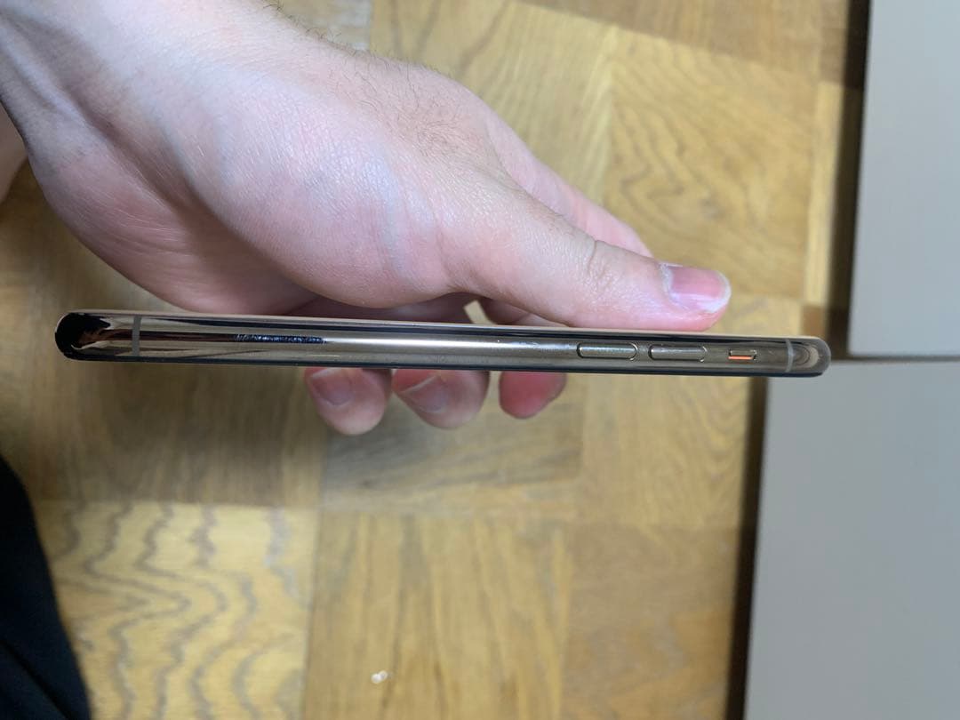 Apple iPhone 11 Pro ゴールド 本体