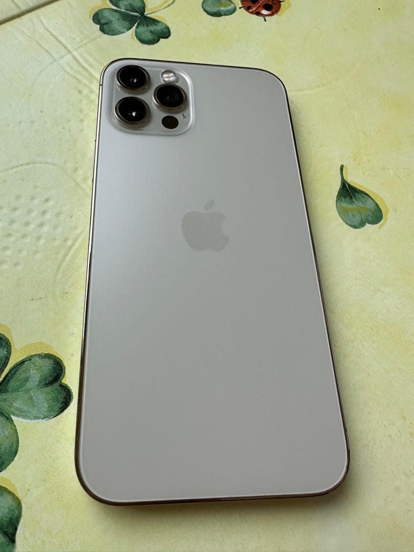 美品 iPhone 12 Pro ゴールド 256GB 本体