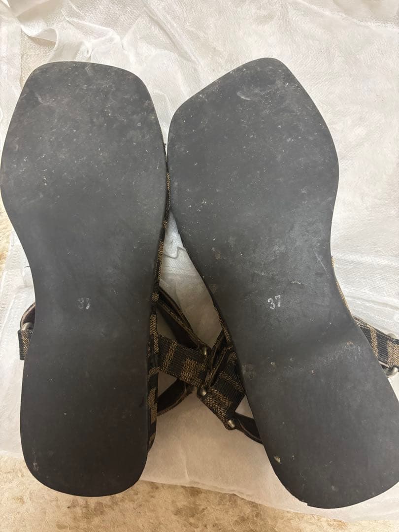 フェンディ♡FENDI♡サンダル♡37サイズ♡お値下げ可