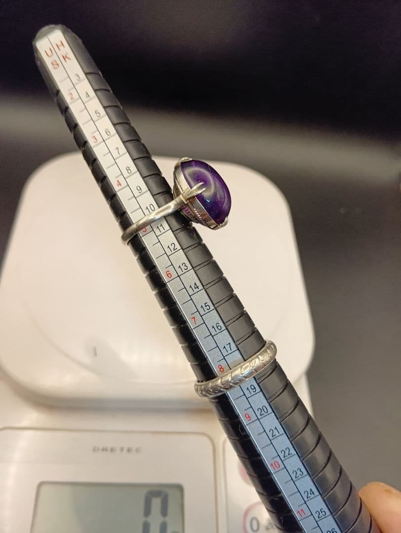 紫色のストーンリング 11g PT プラチナ　Pm刻印　刻印あり　ヴィンテージ