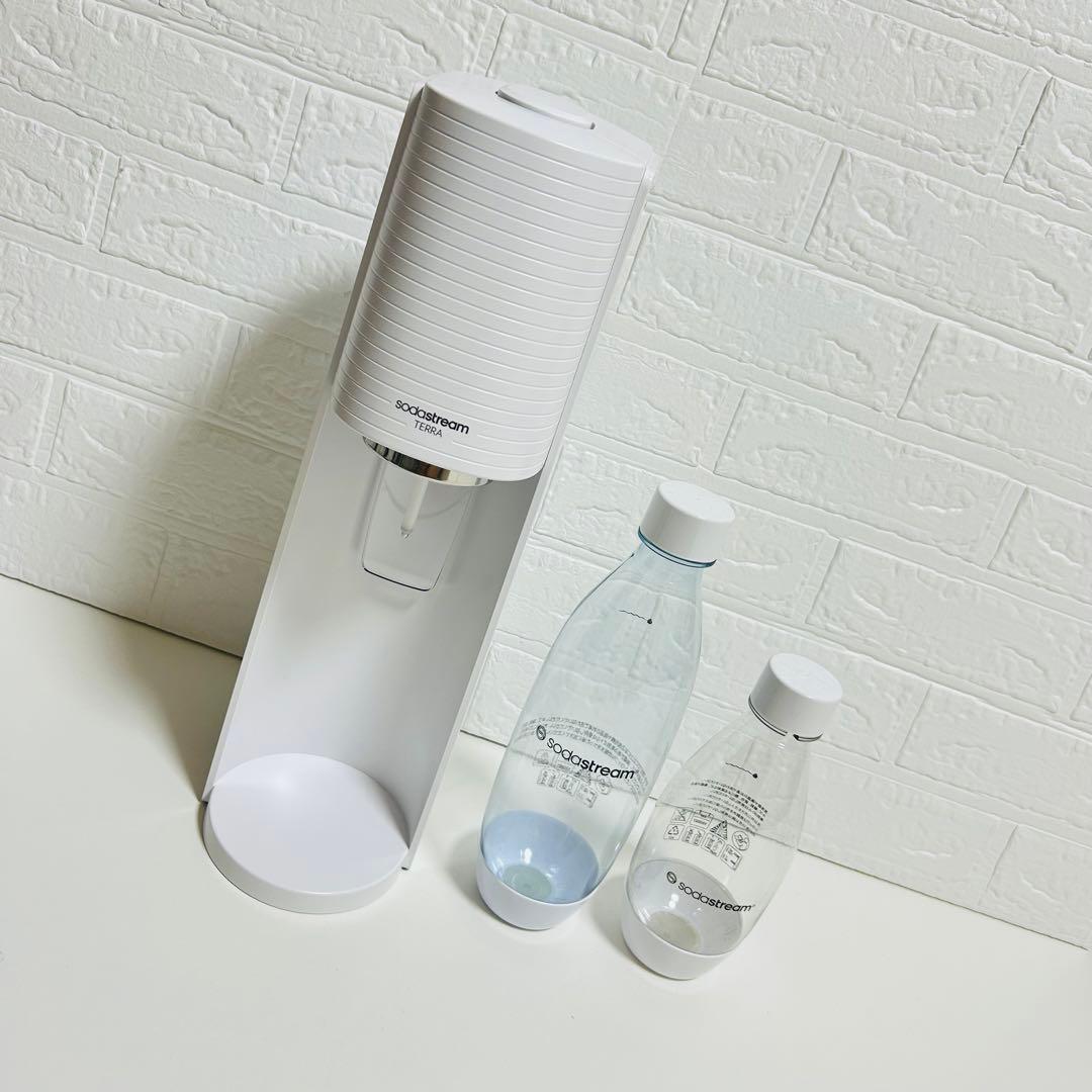 【ほぼ未使用】Sodastream TERRA ホワイト 炭酸水メーカー