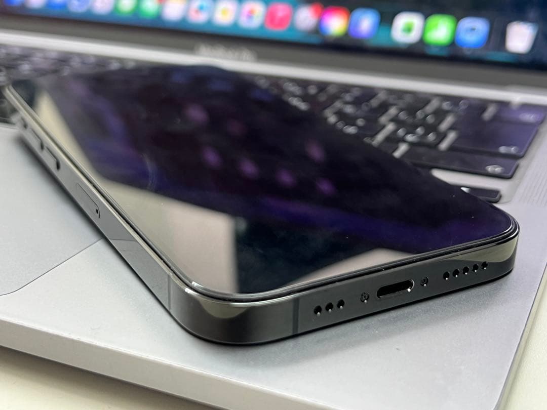 美品！Apple iPhone 14 Pro 256GB simフリー