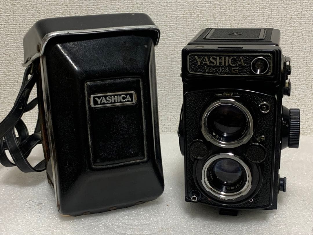 フィルムカメラ YASHICA mat 124G