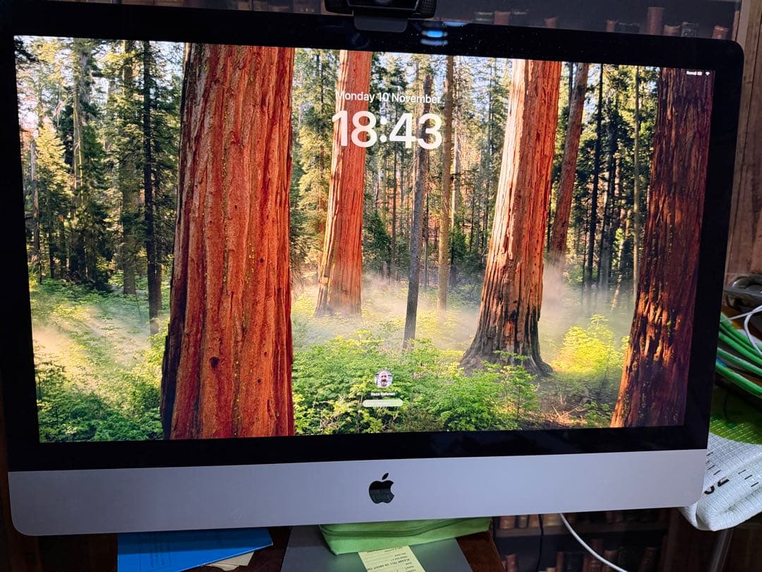 Macデスクトップ Apple iMac + Magic Mouse + Trackpad