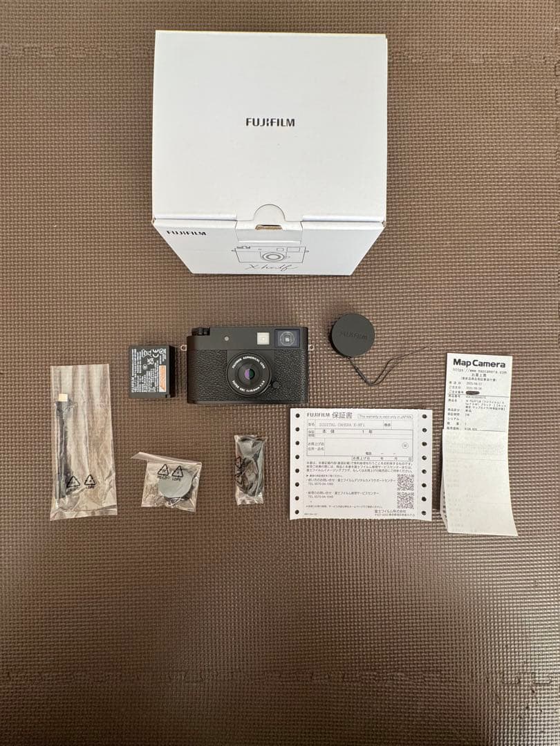 【最終値下げ】富士フイルム　xhalf ブラック　2年保証あり