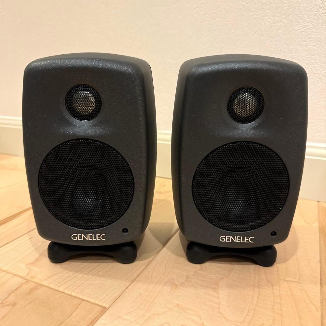 美品 GENELEC 8010A ペア 箱付き