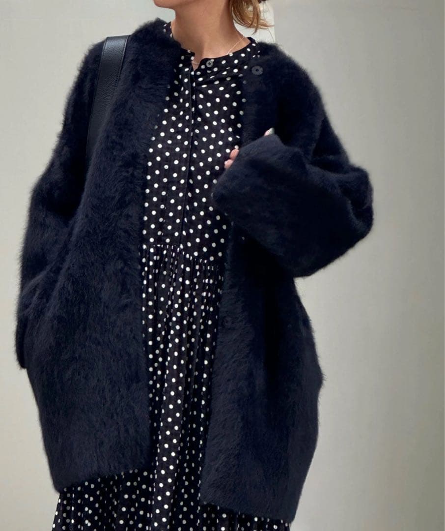 新品未使用タグ付きBEARDSLEYのファーニットコート　フォックス　カシミア