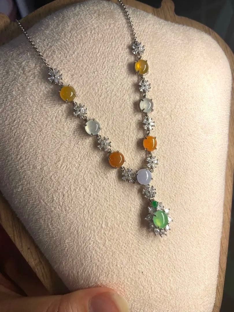 エレガント フラワーモチーフ ネックレス